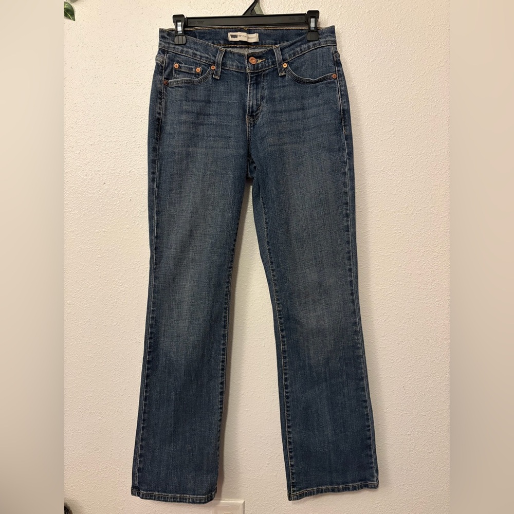 Levi's Women's Curvy Boot Cut Jeans in Classic Blue